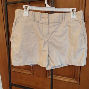 khaki shorts loft
